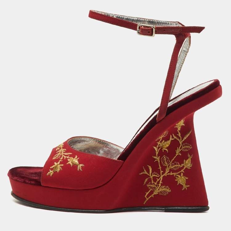 Pre Owned Dolce & Gabbana Red Fabric Embroidered Accent Wedge Ankle Strap Sandals Size 36