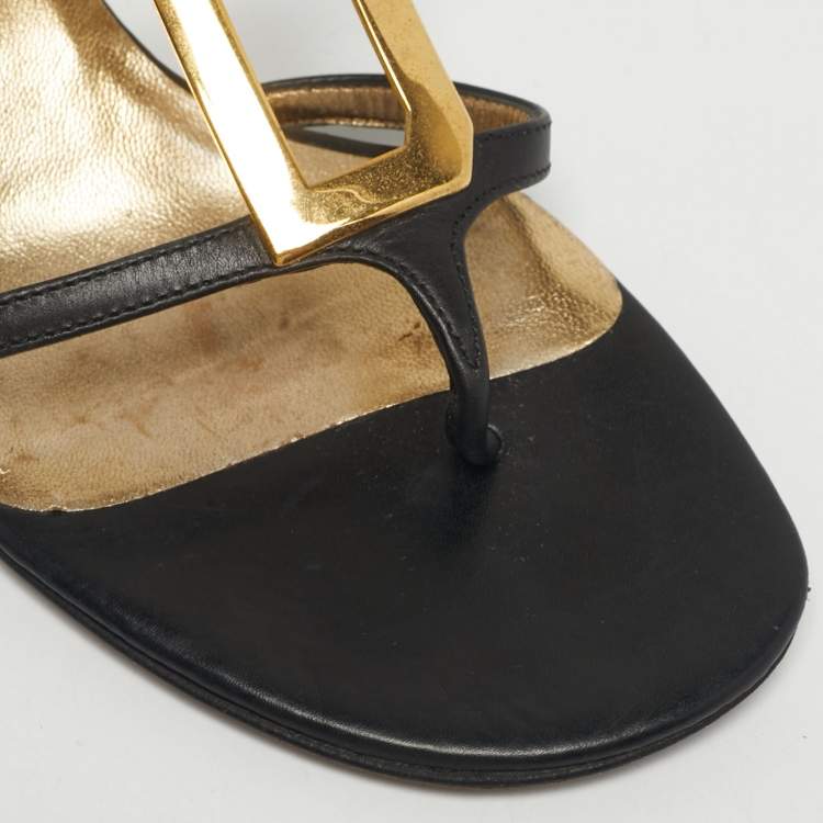 Pre Owned Dolce & Gabbana Black Leather Logo Plaque Thong Sandals Size 36