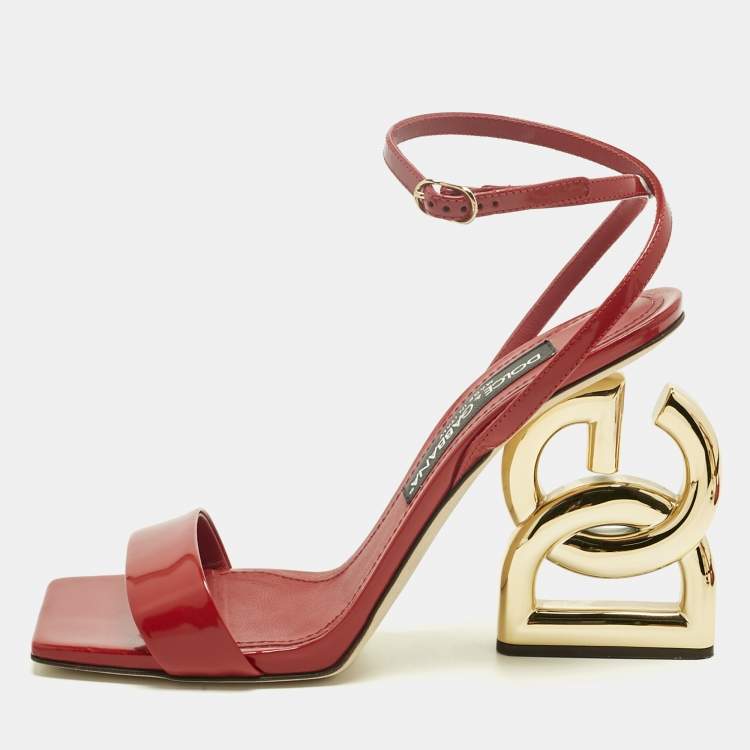 مملوكة مسبقًا Dolce & Gabbana Red Patent Leather DG Daily Ankle Strap Sandals Size 39