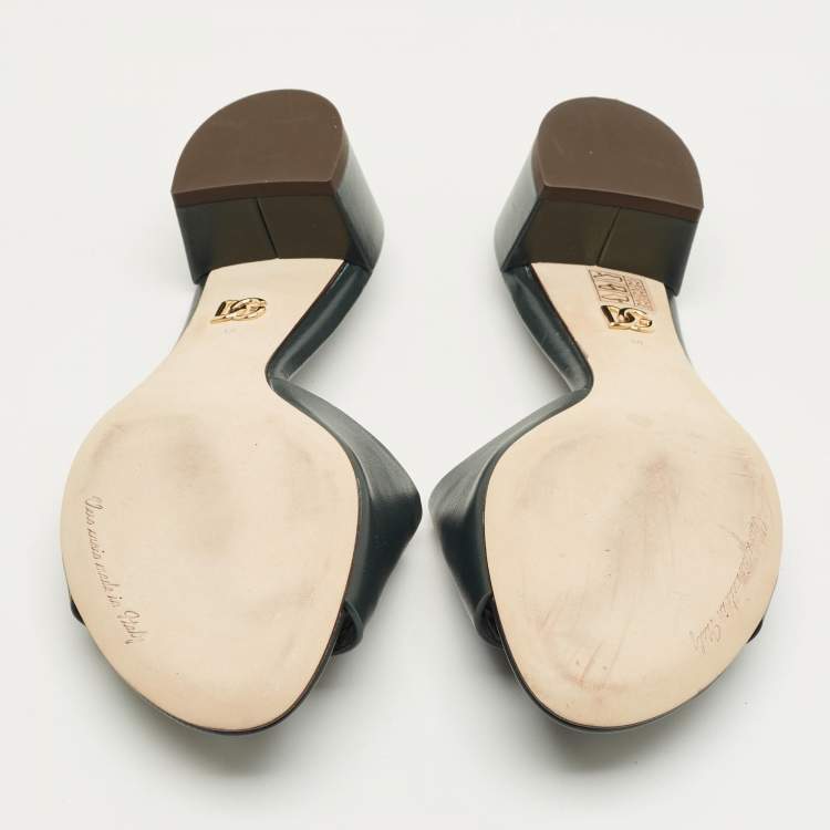 Pre Owned Dolce & Gabbana DG Logo Cut-Out Size 38 Green Leather Slide Sandals