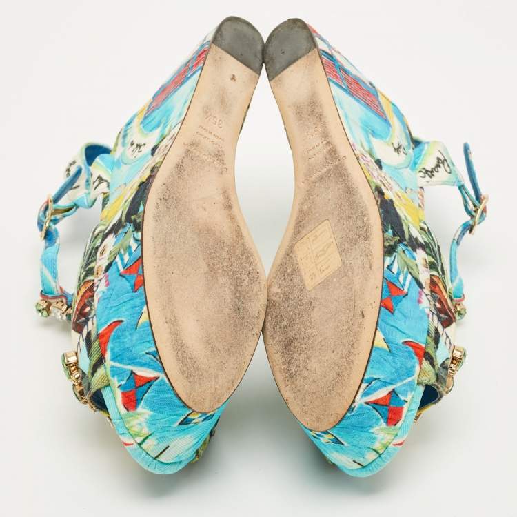 Pre Owned Dolce & Gabbana Size 35.5 Multicolor Printed Canvas Crystal Embellished Wedge T-Strap Sandals