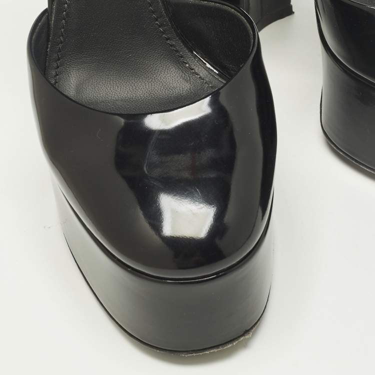 مملوكة مسبقًا حذاء كعب عالي دولتشي أند غابانا مسطح جلد لامع أسود مقاس 37