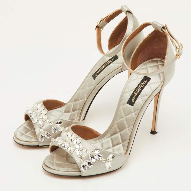 Pre Owned Dolce & Gabbana Size 35 Silver Satin Crystal Embellished Ankle Strap Sandals