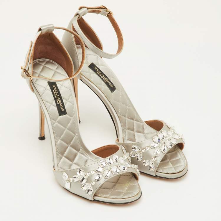 Pre Owned Dolce & Gabbana Size 35 Silver Satin Crystal Embellished Ankle Strap Sandals