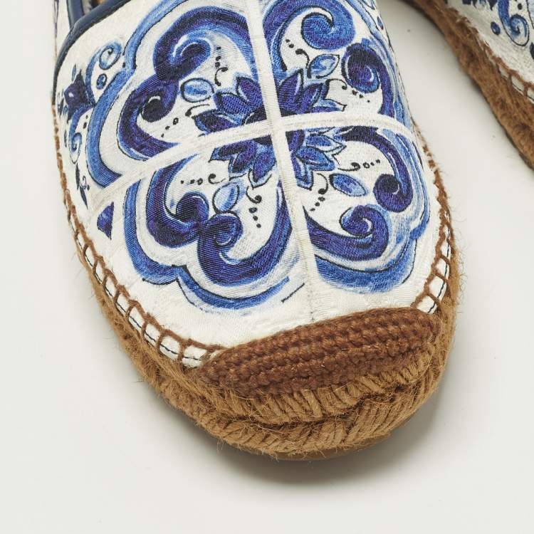 Pre Owned Dolce & Gabbana Majolica Size 38 Blue/White Canvas and Leather Espadrille Loafers