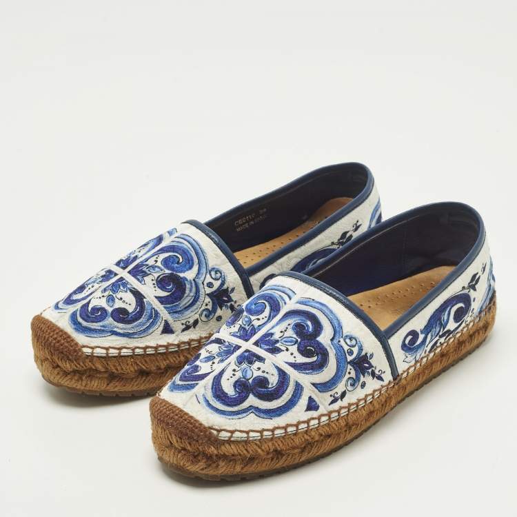 Pre Owned Dolce & Gabbana Majolica Size 38 Blue/White Canvas and Leather Espadrille Loafers