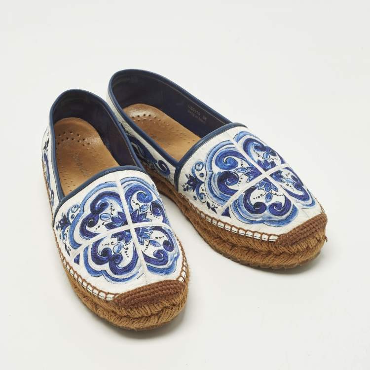 Pre Owned Dolce & Gabbana Majolica Size 38 Blue/White Canvas and Leather Espadrille Loafers