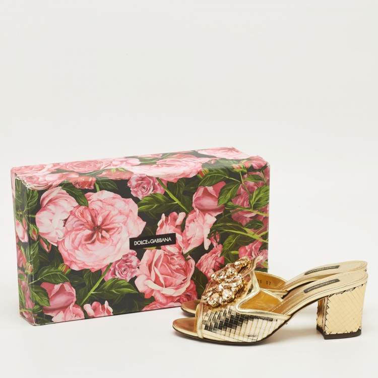 Pre Owned Dolce & Gabbana Size 37 Gold Leather and Woven Leather Crystal Embellished Slide Sandals