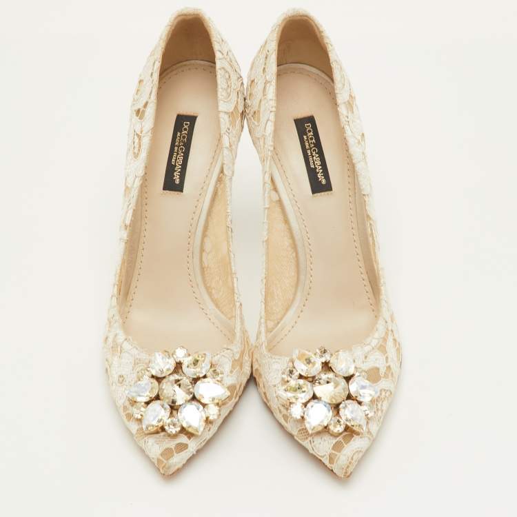 Pre Owned Dolce & Gabbana Bellucci Size 37 Off White Lace Crystal Embellished Pointed Toe Pumps