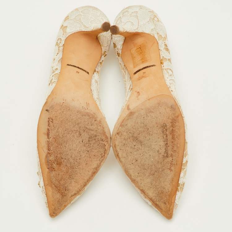 Pre Owned Dolce & Gabbana Bellucci Size 37 Off White Lace Crystal Embellished Pointed Toe Pumps