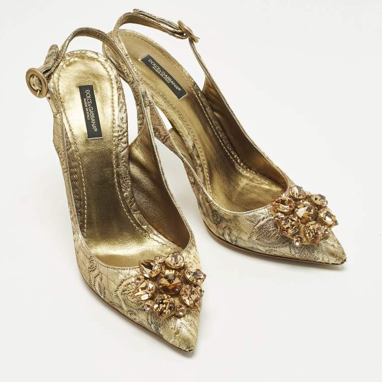مملوكة مسبقًا Dolce & Gabbana Size 40 Gold Brocade Fabric Crystal Embellished Pumps