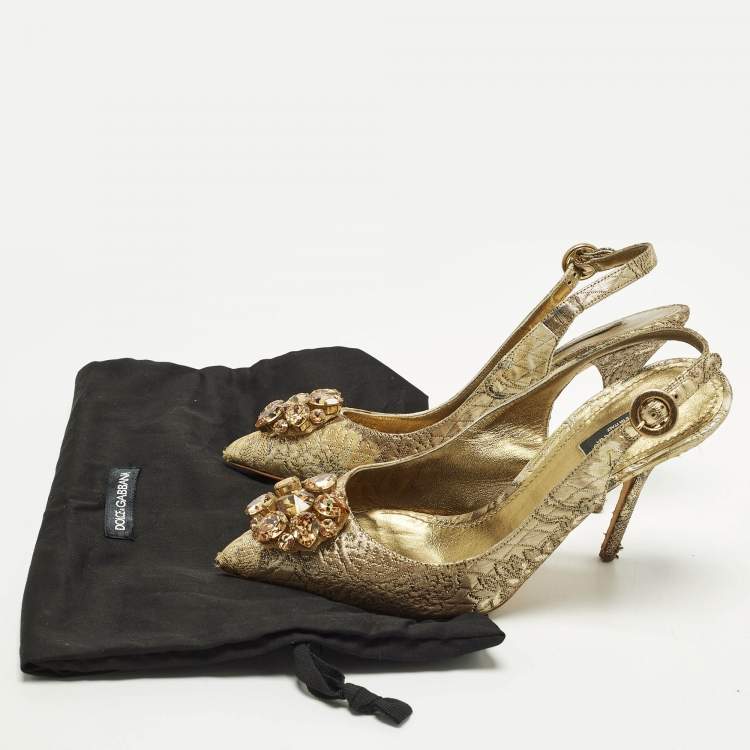 مملوكة مسبقًا Dolce & Gabbana Size 40 Gold Brocade Fabric Crystal Embellished Pumps