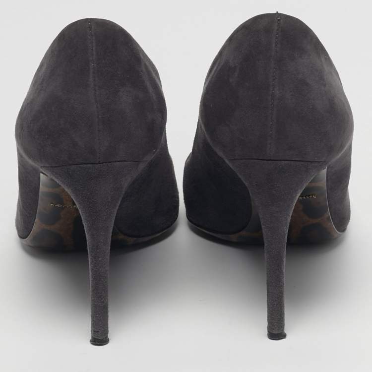 Pre Owned Dolce & Gabbana Size 38 Grey Suede Pointed Toe Pumps
