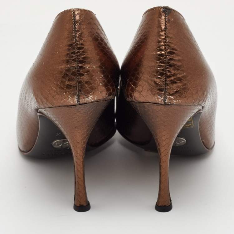 Pre Owned Dolce & Gabbana Size 38.5 Metallic Brown Snakeskin Embossed Leather Pointed Toe Pumps