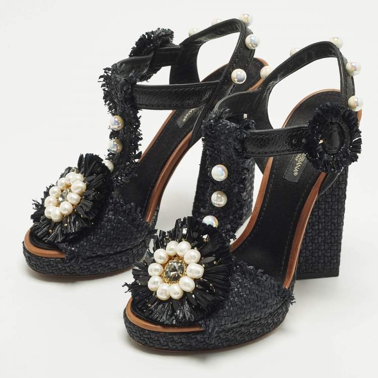 Pre Owned Dolce & Gabbana Size 36 Black Leather and Raffia Faux Pearls T Strap Sandals