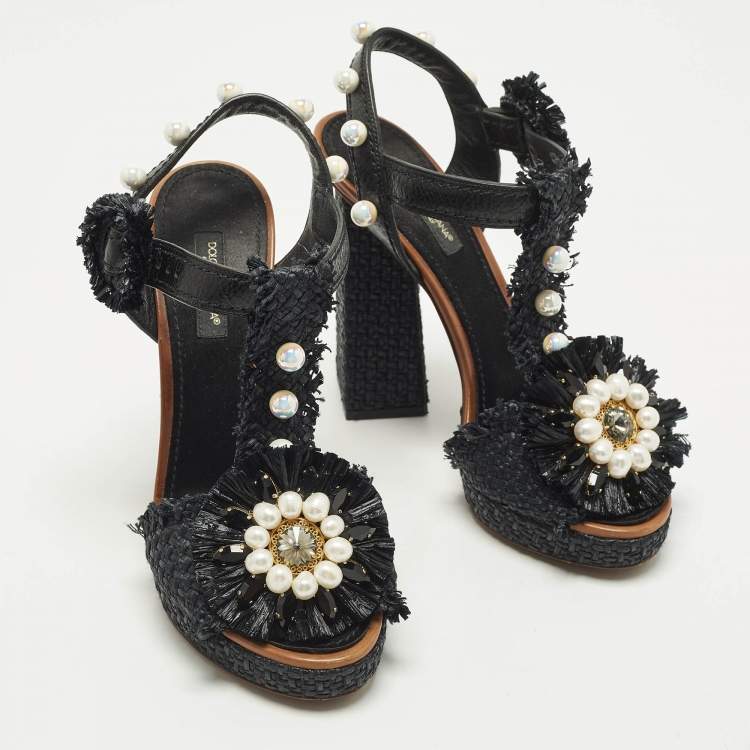 Pre Owned Dolce & Gabbana Size 36 Black Leather and Raffia Faux Pearls T Strap Sandals