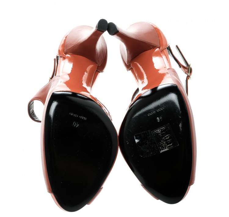 Pre Owned Dolce & Gabbana Orange Leather Peep Toe Strappy Sandals Size 40