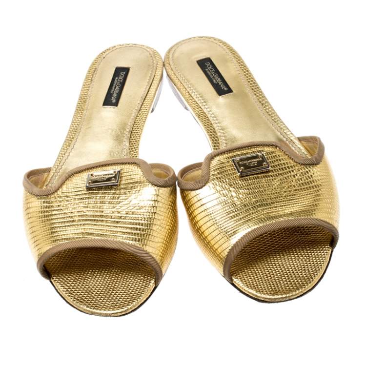 Pre Owned Dolce & Gabbana Gold Lizard Embossed Leather Flat Slides Size 39.5