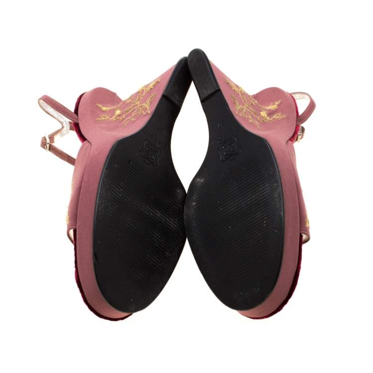 Pre Owned Dolce & Gabbana Pink And Metallic Gold Embroidered Fabric Wedge Platform Sandals Size 37