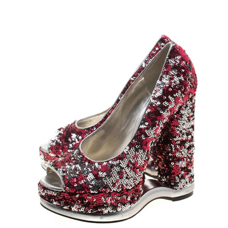 Pre Owned Dolce & Gabbana Metallic Two Tone Sequins Embellished Peep Toe Platform Pumps Size 40