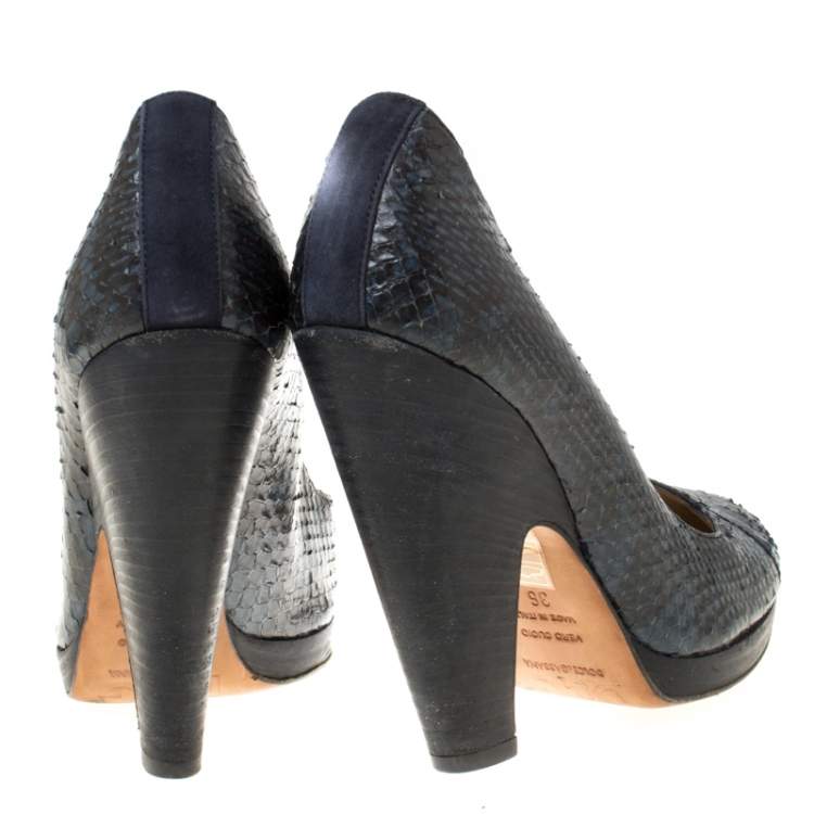 Pre Owned Dolce & Gabbana Grey Python Leather Pumps Size 36