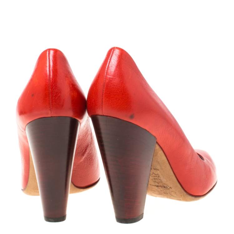 Pre Owned Dolce & Gabbana Red Leather Block Heel Pumps Size 38