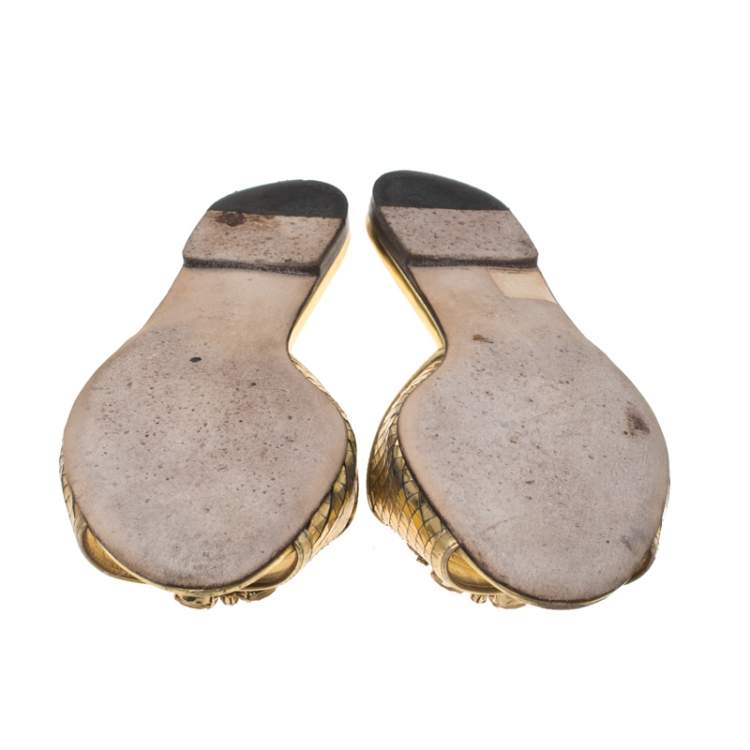 Pre Owned Dolce & Gabbana Metallic Gold Leather Crystal Embellished Bianca Flat Slides Size 36