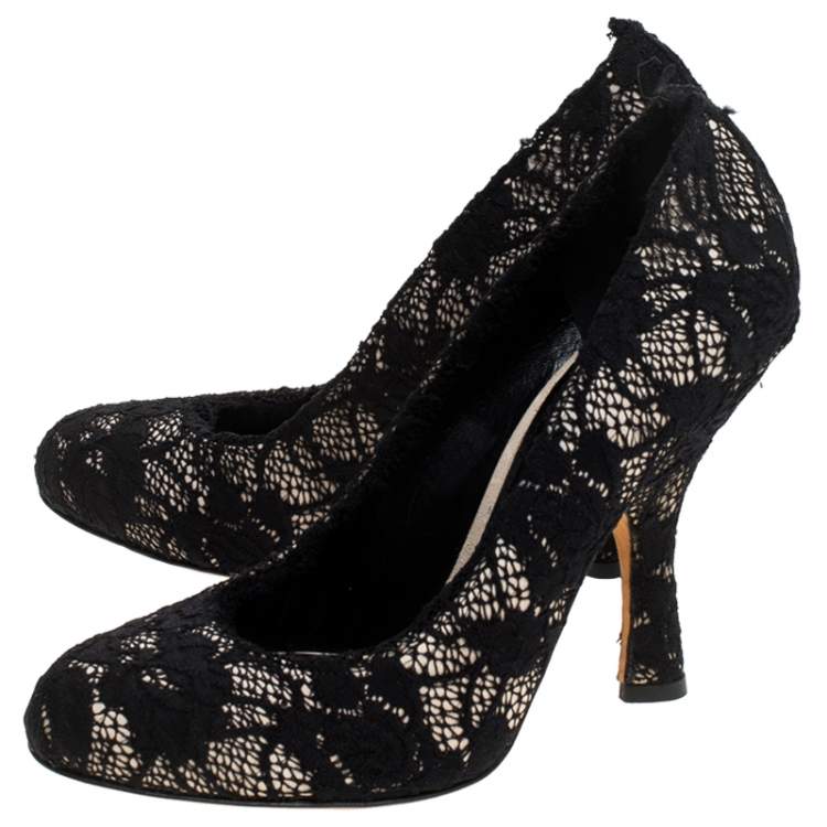 Pre Owned Dolce & Gabbana Black Lace Round Toe Pumps Size 38.5