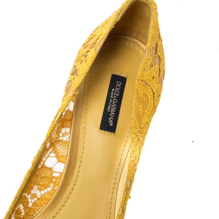 Pre Owned Dolce & Gabbana Yellow Lace Bellucci Crystal Embellished Pointed Toe Pumps Size 40