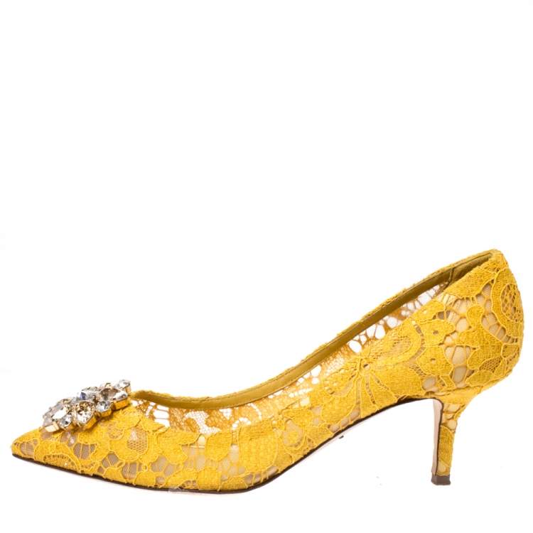 Pre Owned Dolce & Gabbana Yellow Lace Bellucci Crystal Embellished Pointed Toe Pumps Size 40