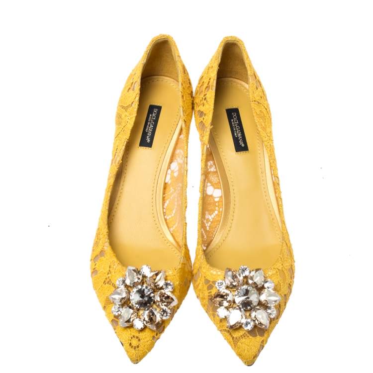 Pre Owned Dolce & Gabbana Yellow Lace Bellucci Crystal Embellished Pointed Toe Pumps Size 40