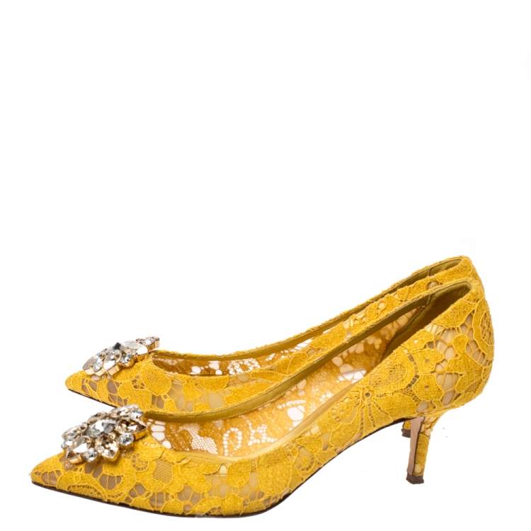 Pre Owned Dolce & Gabbana Yellow Lace Bellucci Crystal Embellished Pointed Toe Pumps Size 40