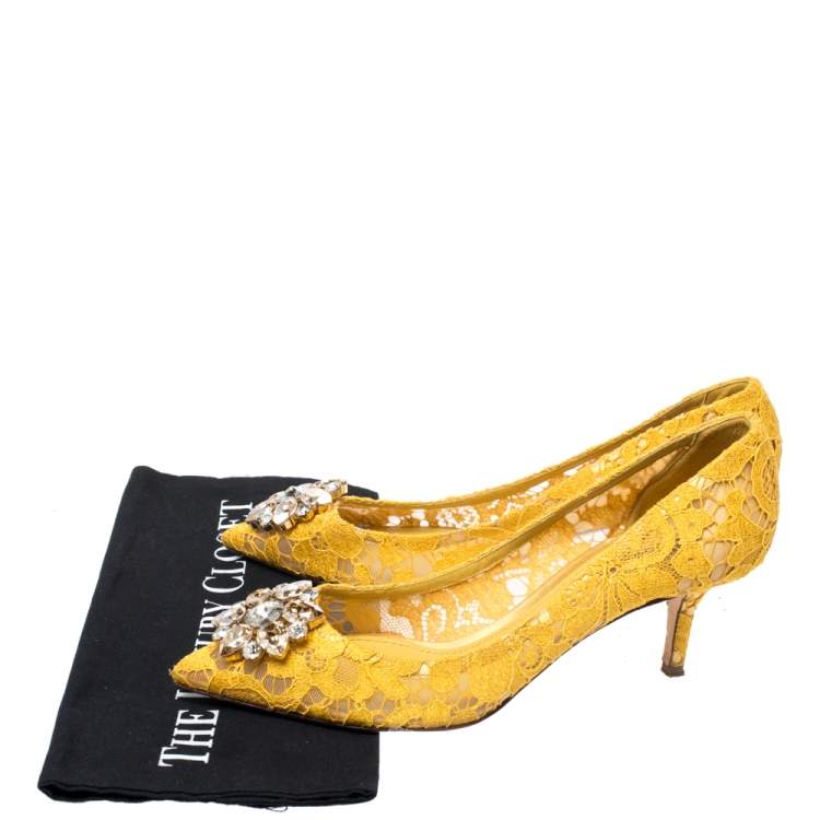 Pre Owned Dolce & Gabbana Yellow Lace Bellucci Crystal Embellished Pointed Toe Pumps Size 40