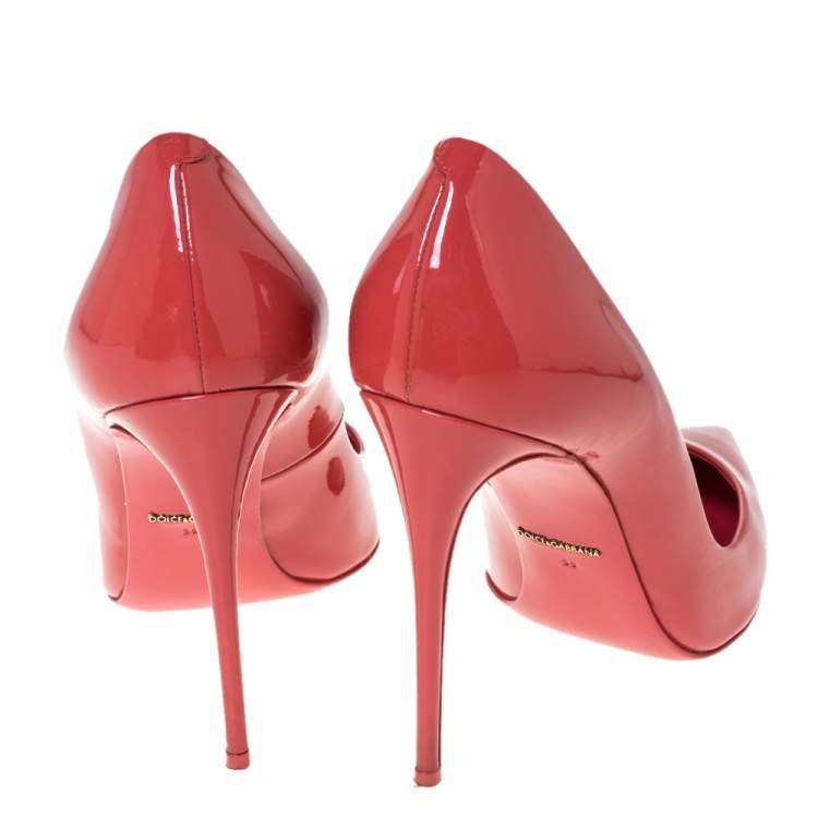 Pre Owned Dolce & Gabbana Coral Pink Patent Leather Pointed Toe Pumps Size 39