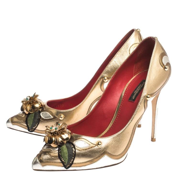 Pre Owned Dolce & Gabbana Metallic Gold/Silver Leather Metal Flower And Stud Embellished Pointed Toe Pumps Size 39