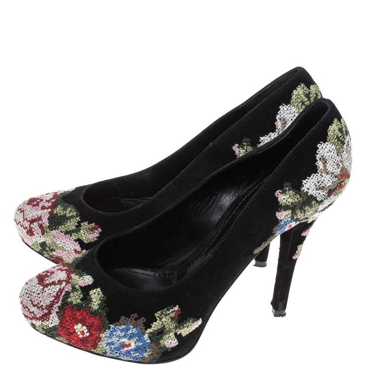 Pre Owned Dolce & Gabbana Black Suede Floral Embroidered Pumps Size 38