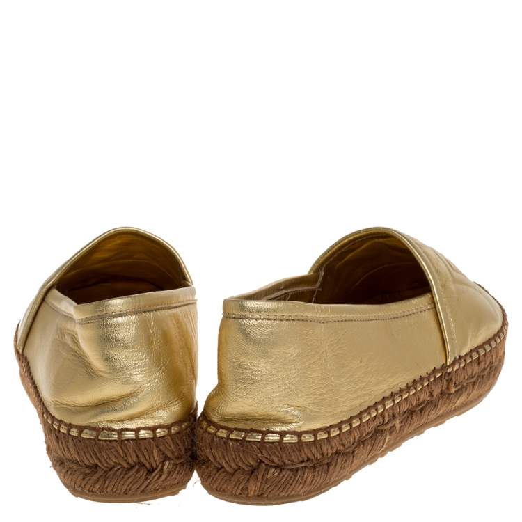 Pre Owned Dolce & Gabbana Metallic Gold Leather Logo Embossed Slip On Espadrille Size 39