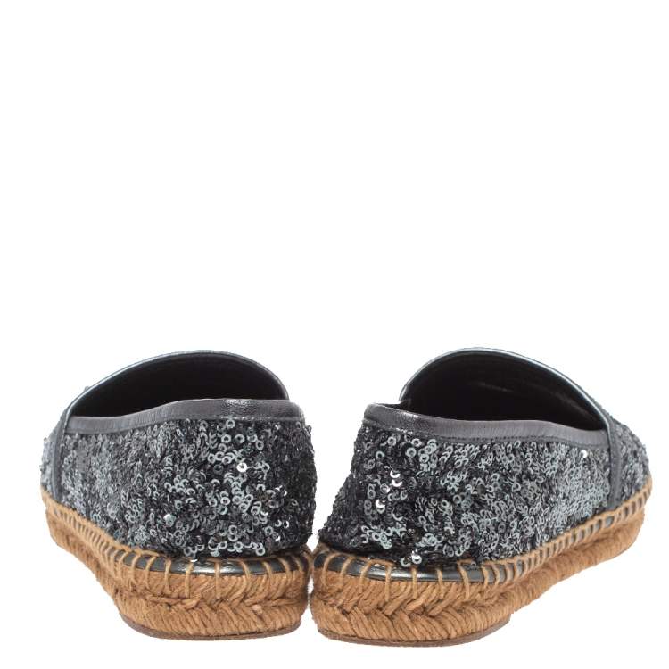 Pre Owned Dolce & Gabbana Metallic Grey Sequin Espadrille Flats Size 36