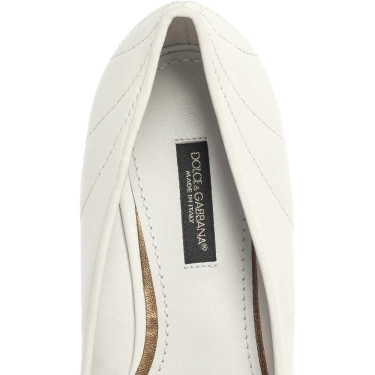 Pre Owned Dolce & Gabbana White Quilted Leather Devotion Embellished Pointed Toe Ballet Flats Size 37