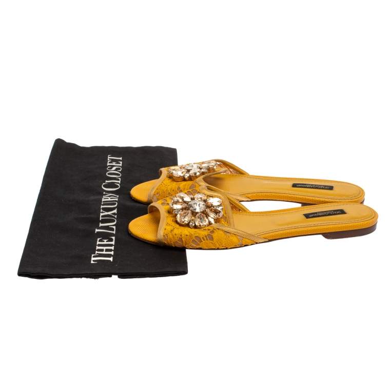 Pre Owned Dolce & Gabbana Mustard Lace Crystal Embellished Flat Slides Size 38
