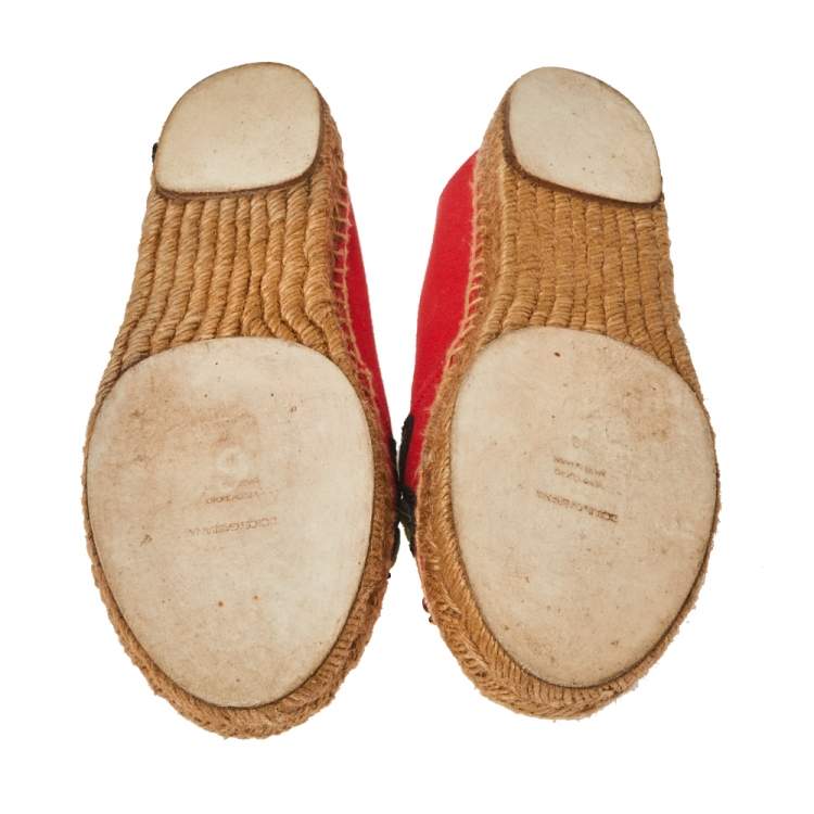 Pre Owned Dolce & Gabbana Red Canvas Locket Flower and Jewel Embroidered Espadrille Flats Size 36