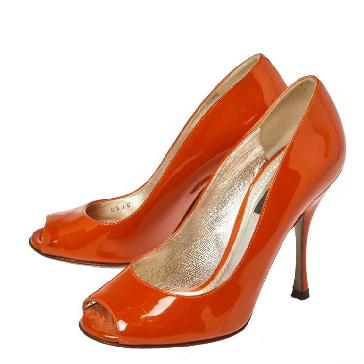 Pre Owned Dolce & Gabbana Burnt Orange Patent Leather Peep Toe Pumps Size 36