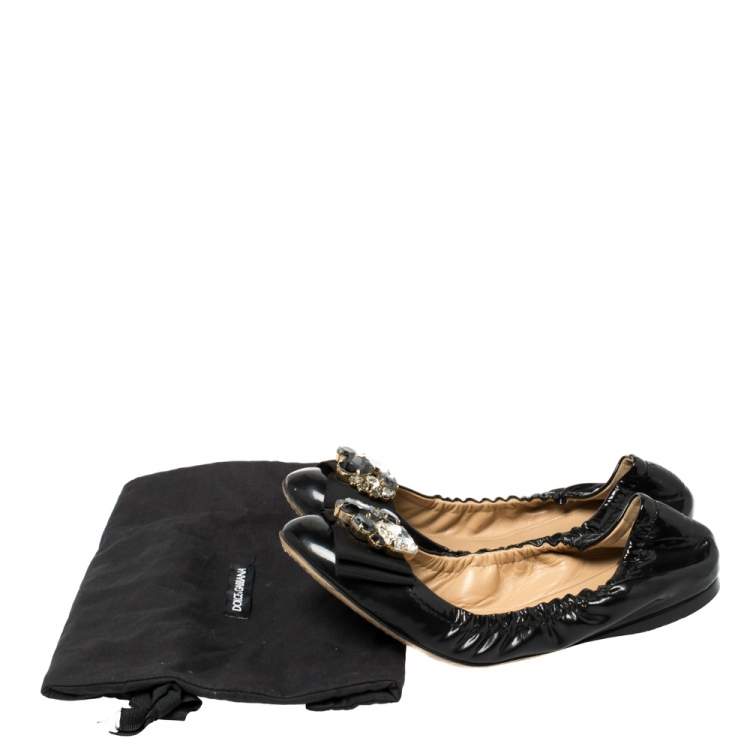 Pre Owned Dolce and Gabbana Black Patent Leather Crystal Embellished Bow Scrunch Ballet Flats Size 39