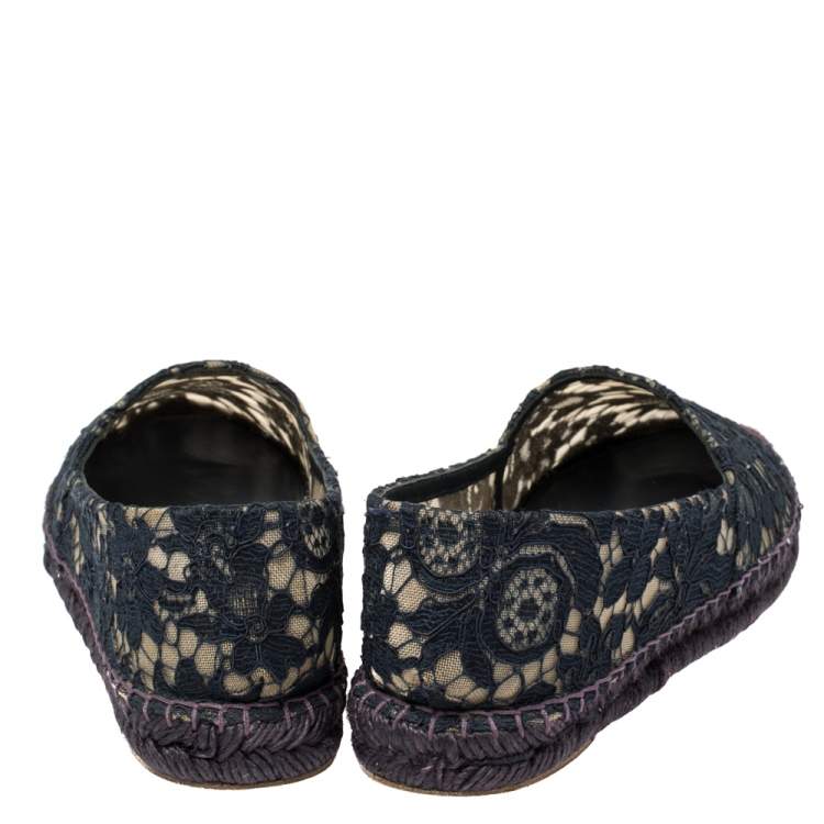 Pre Owned Dolce & Gabbana Blue Floral Lace Espadrille Flats Size 39