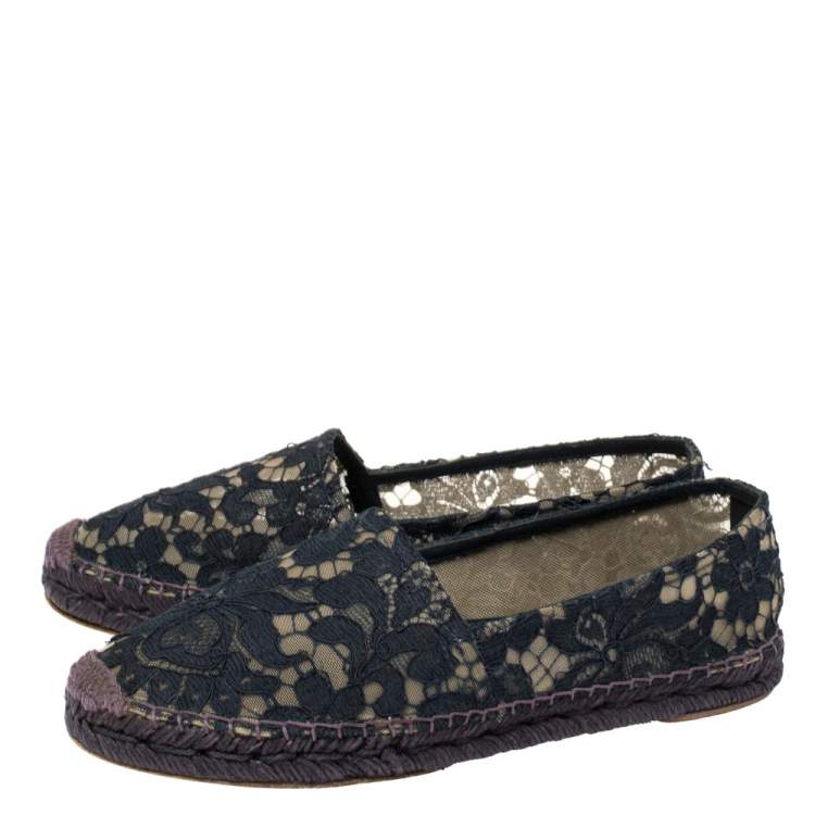 Pre Owned Dolce & Gabbana Blue Floral Lace Espadrille Flats Size 39