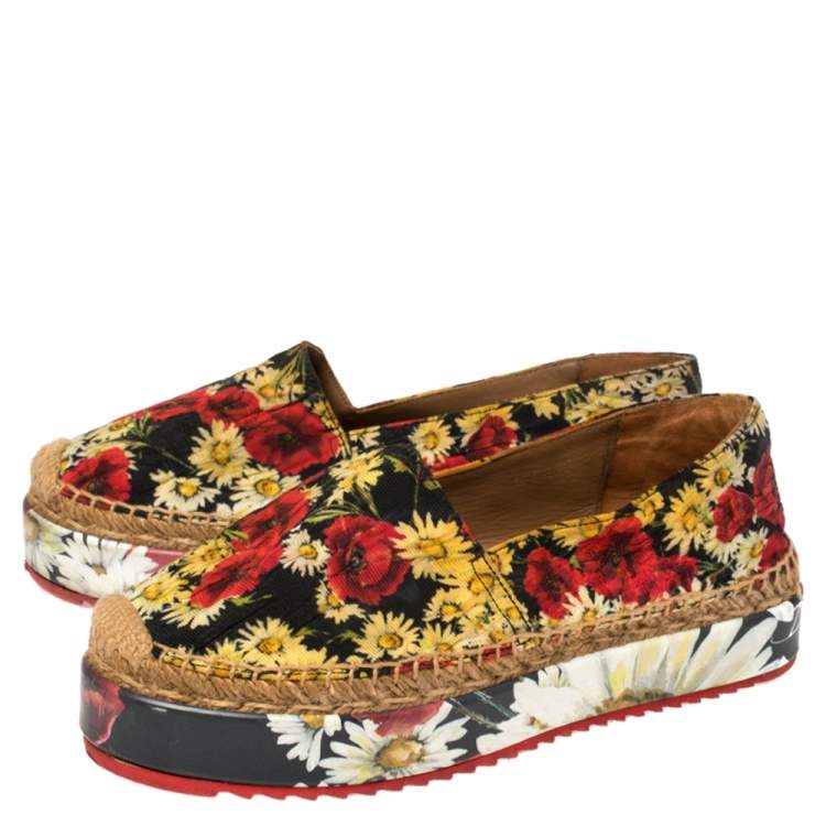 مملوكة مسبقًا Dolce & Gabbana Red Floral Printed Canvas Platform Espadrilles Size 37