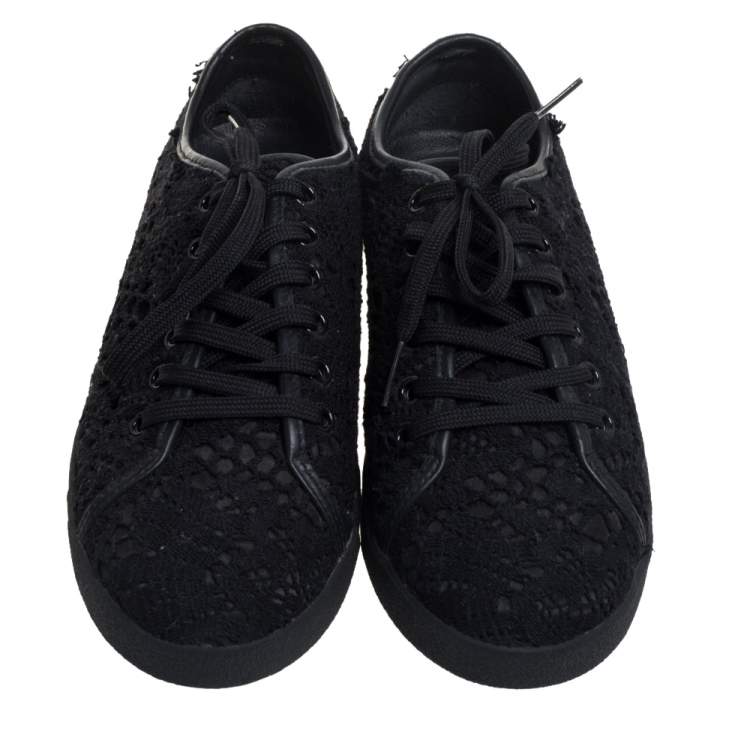 Pre Owned Dolce & Gabbana Black Lace Low Top Sneakers Size 36