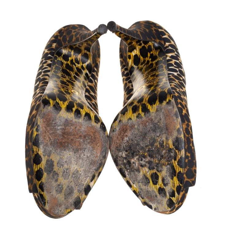 Pre Owned Dolce & Gabbana Two Tone Leopard Printed Fabric Peep Toe Platform Pumps Size 37
