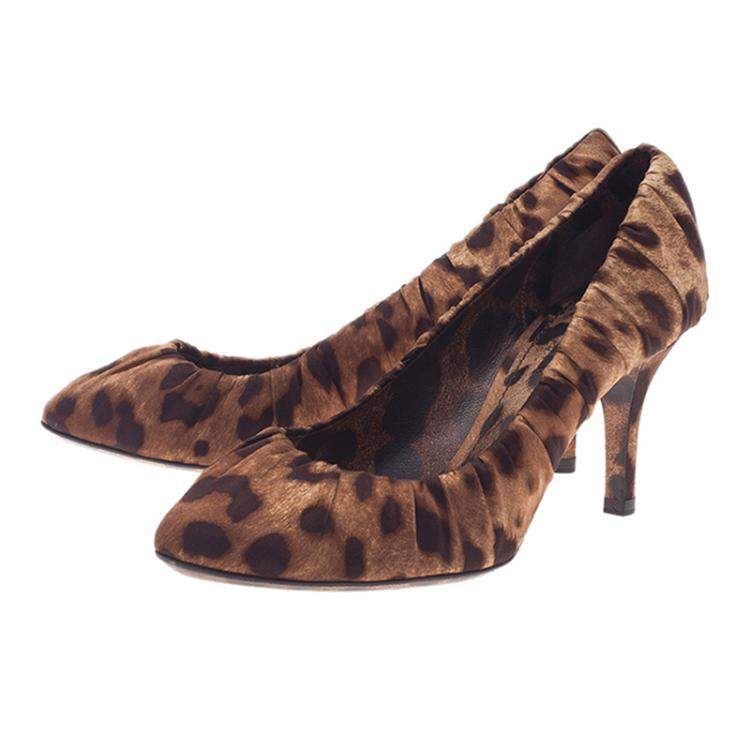 Pre Owned Dolce & Gabbana Leopard Print Scrunched Satin Pumps Size 37.5