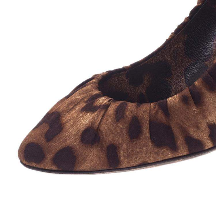 Pre Owned Dolce & Gabbana Leopard Print Scrunched Satin Pumps Size 37.5